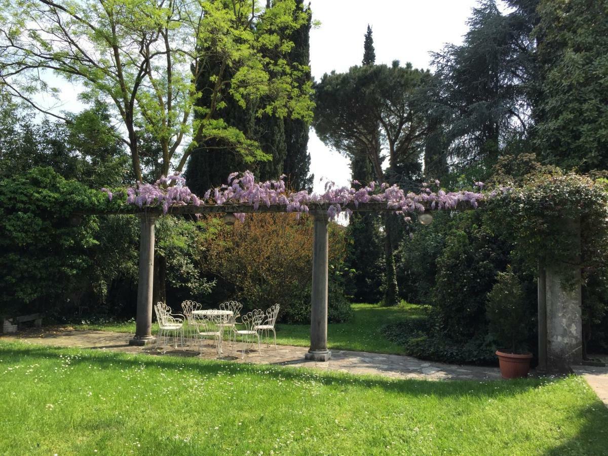 B&B La Villa Mediterranea Passirano 外观 照片
